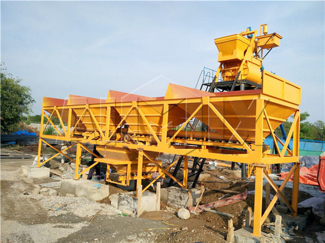 Mini Concrete Mixing Plant in China