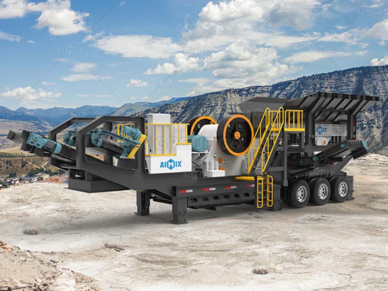 mobile stone crusher on site