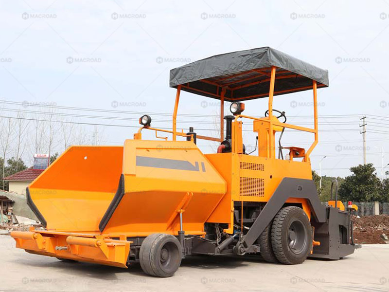 wheeled asphalt paver
